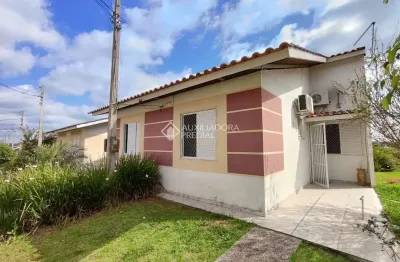 Casa em condomínio fechado com 3 quartos à venda na acesso terra nova, 601, terra nova, alvorada, 51 m2 por r$ 299.000