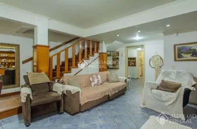 Casa em condomínio fechado com 3 quartos à venda na rua elízio abate crivella, 360, jardim itu sabará, porto alegre, 192 m2 por r$ 720.000
