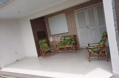 Apartamento com 3 quartos à venda na rua três de outubro, 3938, zona nova, tramandaí, 96 m2 por r$ 315.880