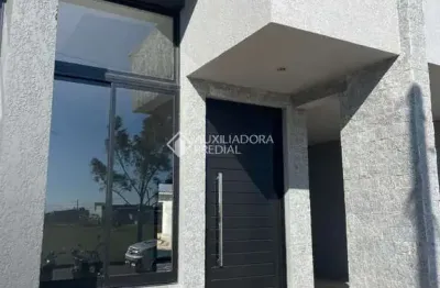 Casa com 2 quartos à venda na luiz comuneli, 90, noiva do mar, xangri-lá, 103 m2 por r$ 450.000