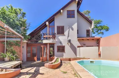 Casa com 5 quartos à venda na avenida jacuí, 1379, cristal, porto alegre, 280 m2 por r$ 890.000