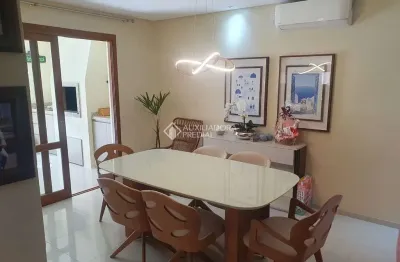 Casa em condomínio fechado com 3 quartos à venda na avenida farroupilha, 6900, igara, canoas, 161 m2 por r$ 1.499.000