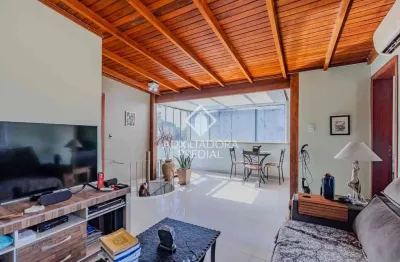 Cobertura com 2 quartos à venda na rua teixeira de freitas, 675, santo antônio, porto alegre, 108 m2 por r$ 520.000