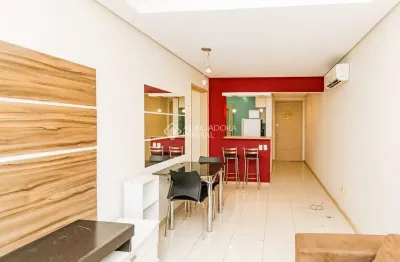 Apartamento com 1 quarto para alugar na rua professor cristiano fischer, 876, jardim do salso, porto alegre, 49 m2 por r$ 1.950