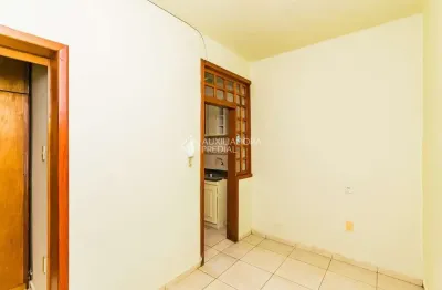 Apartamento com 4 quartos para alugar na rua vicente da fontoura, 2297, rio branco, porto alegre, 71 m2 por r$ 1.800