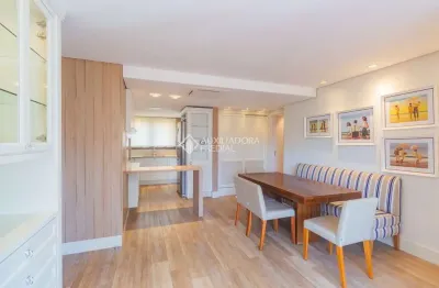 Apartamento com 2 quartos para alugar na avenida palmeira, 768, petrópolis, porto alegre, 100 m2 por r$ 7.550