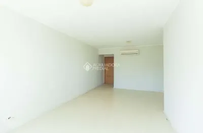 Apartamento com 3 quartos para alugar na rua machado de assis, 855, partenon, porto alegre, 96 m2 por r$ 4.200