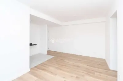 Apartamento com 2 quartos para alugar na rua capitão pedro werlang, 1066, partenon, porto alegre, 52 m2 por r$ 2.550