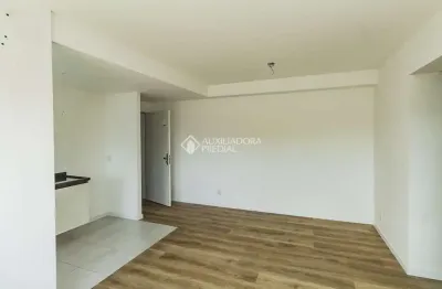 Apartamento com 2 quartos para alugar na rua capitão pedro werlang, 1066, partenon, porto alegre, 52 m2 por r$ 2.490