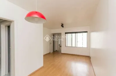 Apartamento com 1 quarto para alugar na rua general lima e silva, 1010, centro histórico, porto alegre, 42 m2 por r$ 1.450