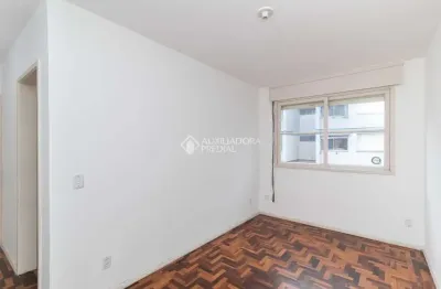 Apartamento com 2 quartos para alugar na Rua Camaquã, 55, Camaquã, Porto Alegre, 58 m2 por R$ 1.350