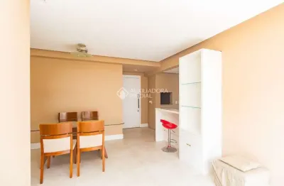 Apartamento com 2 quartos para alugar na rua irmão norberto francisco rauch, 755, jardim carvalho, porto alegre, 69 m2 por r$ 2.300