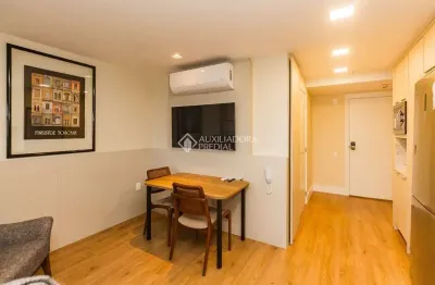 Loft com 1 quarto para alugar na avenida lageado, 615, petrópolis, porto alegre, 45 m2 por r$ 3.500