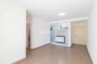 Apartamento com 3 quartos para alugar na Avenida Arnaldo Bohrer, 175, Teresópolis, Porto Alegre, 71 m2 por R$ 2.400