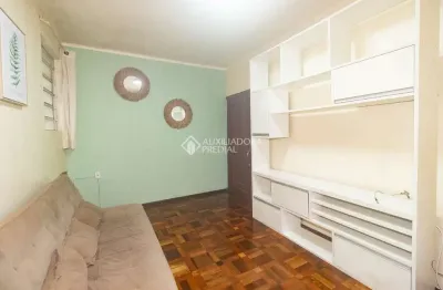 Apartamento com 1 quarto para alugar na rua vinte e quatro de maio, 166, centro histórico, porto alegre, 57 m2 por r$ 1.950