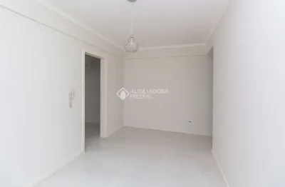 Apartamento com 2 quartos para alugar na rua albion, 278, partenon, porto alegre, 55 m2 por r$ 1.700