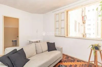 Apartamento com 2 quartos para alugar na avenida borges de medeiros, 855, centro histórico, porto alegre, 50 m2 por r$ 1.490