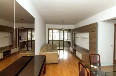Apartamento com 2 quartos para alugar na avenida alegrete, 318, petrópolis, porto alegre, 87 m2 por r$ 3.550