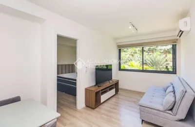Apartamento com 1 quarto para alugar na avenida senador tarso dutra, 431, petrópolis, porto alegre, 49 m2 por r$ 4.300