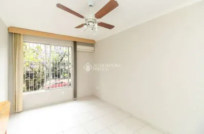 Apartamento com 2 quartos para alugar na Rua Ramiro Barcelos, 1735, Bom Fim, Porto Alegre, 77 m2 por R$ 2.800