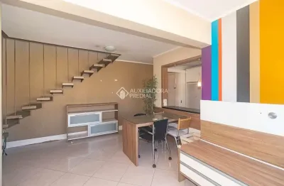 Apartamento com 3 quartos para alugar na rua avaí, 183, centro histórico, porto alegre, 140 m2 por r$ 4.700