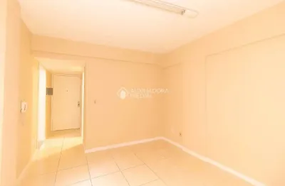 Apartamento com 1 quarto para alugar na avenida joão pessoa, 1091, farroupilha, porto alegre, 58 m2 por r$ 1.800