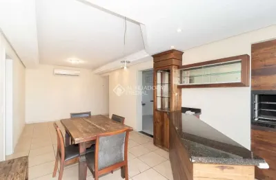 Apartamento com 3 quartos para alugar na avenida taquara, 350, petrópolis, porto alegre, 96 m2 por r$ 3.900