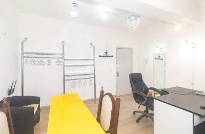 Apartamento com 1 quarto para alugar na rua dos andradas, 943, centro histórico, porto alegre, 30 m2 por r$ 1.490