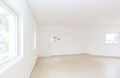 Apartamento com 1 quarto para alugar na rua joão guimarães, 12, santa cecília, porto alegre, 134 m2 por r$ 2.500