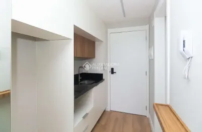 Loft com 1 quarto para alugar na rua casemiro de abreu, 576, bela vista, porto alegre, 25 m2 por r$ 2.400