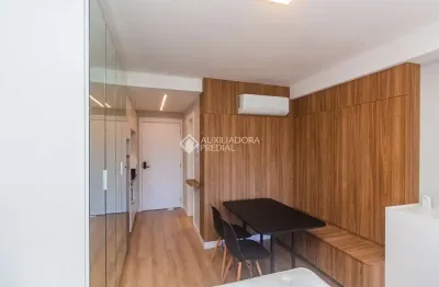 Loft com 1 quarto para alugar na rua casemiro de abreu, 576, bela vista, porto alegre, 25 m2 por r$ 2.200