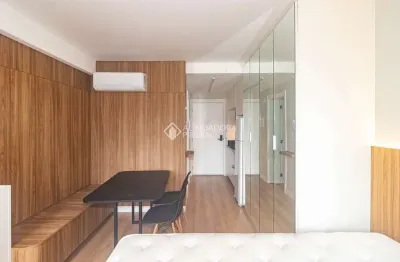 Apartamento com 1 quarto para alugar na rua casemiro de abreu, 576, bela vista, porto alegre, 25 m2 por r$ 2.800