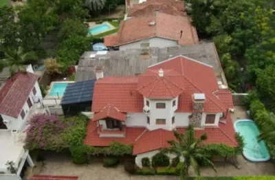 Casa em condomínio fechado com 3 quartos para alugar na rua eça de queiroz, 530, petrópolis, porto alegre, 750 m2 por r$ 14.000