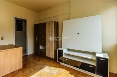 Kitnet / stúdio para alugar na avenida senador salgado filho, 327, centro histórico, porto alegre, 20 m2 por r$ 1.040