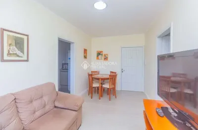 Apartamento com 1 quarto para alugar na rua felizardo, 486, jardim botânico, porto alegre, 41 m2 por r$ 2.500