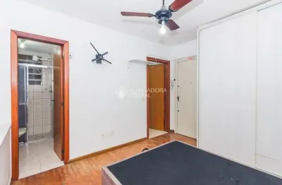 Apartamento com 1 quarto para alugar na avenida borges de medeiros, 1157, centro histórico, porto alegre, 23 m2 por r$ 1.380
