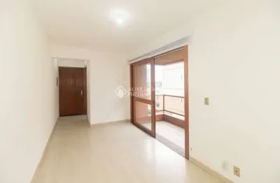 Apartamento com 1 quarto para alugar na rua general lima e silva, 1509, centro histórico, porto alegre, 48 m2 por r$ 1.900