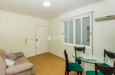 Apartamento com 1 quarto para alugar na rua fernandes vieira, 477, bom fim, porto alegre, 36 m2 por r$ 2.000