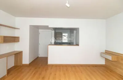 Apartamento com 1 quarto para alugar na rua duque de caxias, 1705, centro histórico, porto alegre, 34 m2 por r$ 2.300