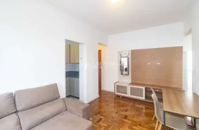 Apartamento com 1 quarto para alugar na rua general vitorino, 216, centro histórico, porto alegre, 42 m2 por r$ 2.200