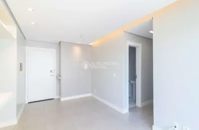 Apartamento com 2 quartos para alugar na rua teotônia, 300, camaquã, porto alegre, 55 m2 por r$ 2.900