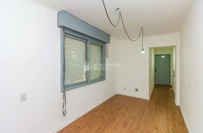 Apartamento com 1 quarto para alugar na rua demétrio ribeiro, 50, centro histórico, porto alegre, 43 m2 por r$ 1.400