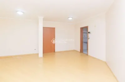 Apartamento com 2 quartos para alugar na avenida josé gertum, 521, chácara das pedras, porto alegre, 103 m2 por r$ 4.200