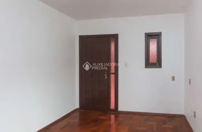 Casa em condomínio fechado com 3 quartos para alugar na rua egon frederico becker, 183, protásio alves, porto alegre, 100 m2 por r$ 2.200