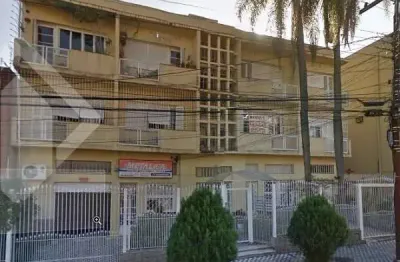 Apartamento com 3 quartos para alugar na rua francisco ferrer, 355, rio branco, porto alegre, 90 m2 por r$ 2.100
