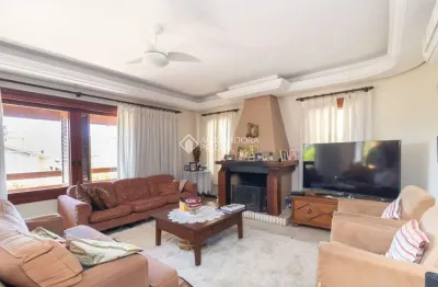 Casa em condomínio fechado com 4 quartos para alugar na rua adriano pereira da silva, 311, vila nova, porto alegre, 389 m2 por r$ 6.500