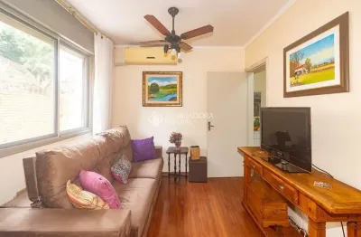 Apartamento com 2 quartos para alugar na rua professor álvaro alvim, 450, rio branco, porto alegre, 63 m2 por r$ 2.000