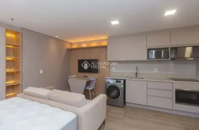 Loft com 1 quarto para alugar na avenida lageado, 615, petrópolis, porto alegre, 37 m2 por r$ 3.200