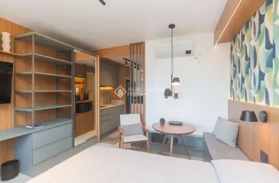Apartamento com 1 quarto para alugar na rua casemiro de abreu, 576, bela vista, porto alegre, 30 m2 por r$ 3.500