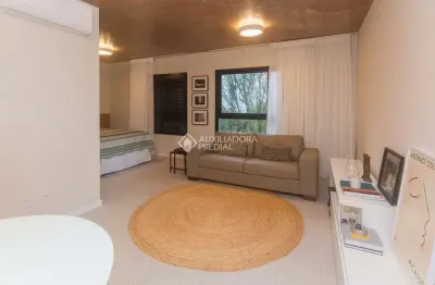 Apartamento com 1 quarto para alugar na rua carazinho, 577, petrópolis, porto alegre, 45 m2 por r$ 4.500